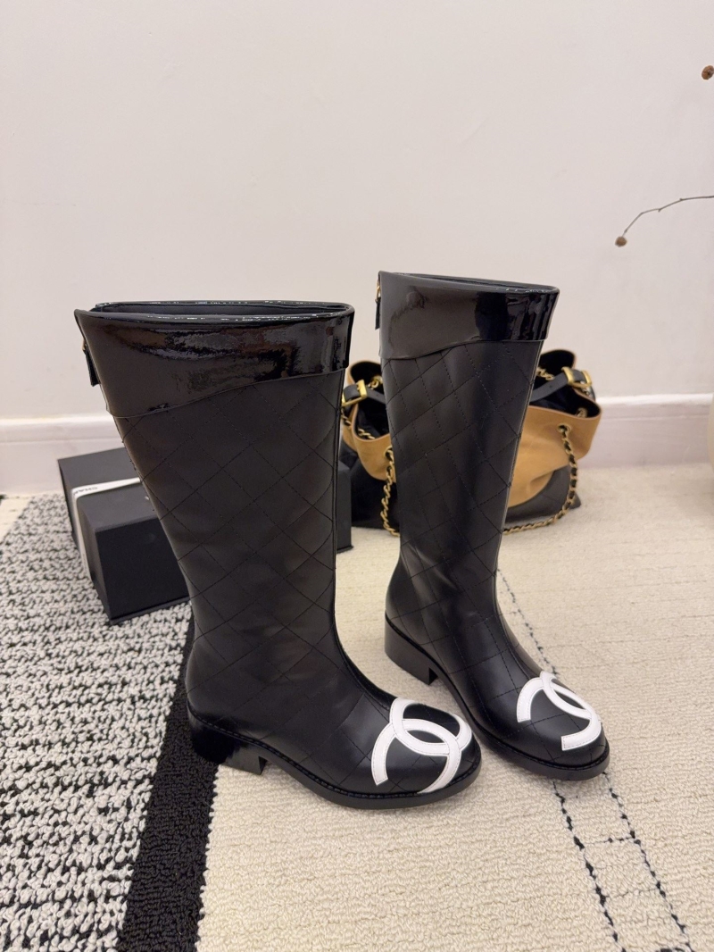 Ch**el boots